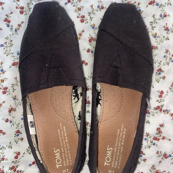 Toms Shoes - Tom’s